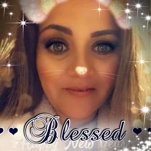 Meet your Posher, Claudia